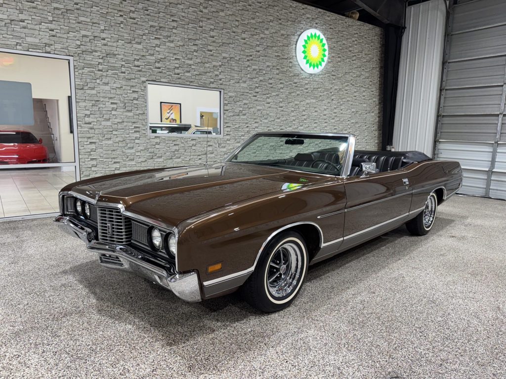 1972 Ford LTD Convertible
